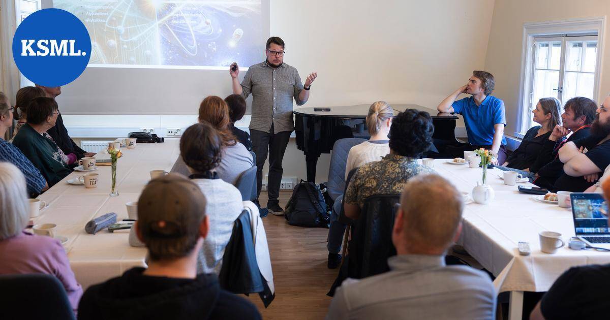 Jyväskylän Teeleidissä nautitaan iltapäiväteetä kvanttifysiikan kanssa – "Se oli niin älytön idea, että pitihän se nähdä" | Keski-Suomi