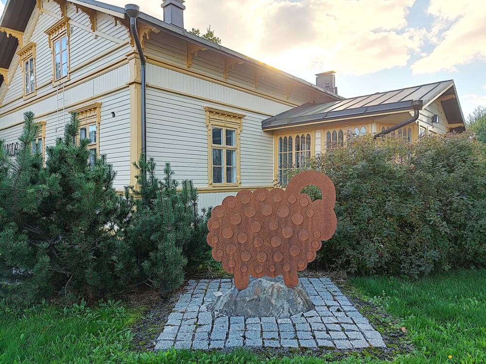 M.A. Numminen mielii Someron Kulttuurigalleriaan – esineistön kiinnostavuus arveluttaa Someron Kulttuuria