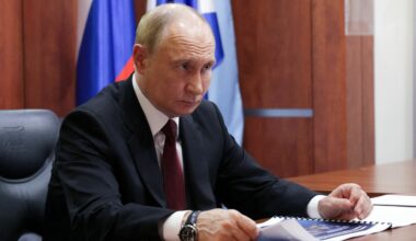 Vladimir Putinin salaisuus paljastui: Johtaa Venäjää kolmesta identtisestä huoneesta