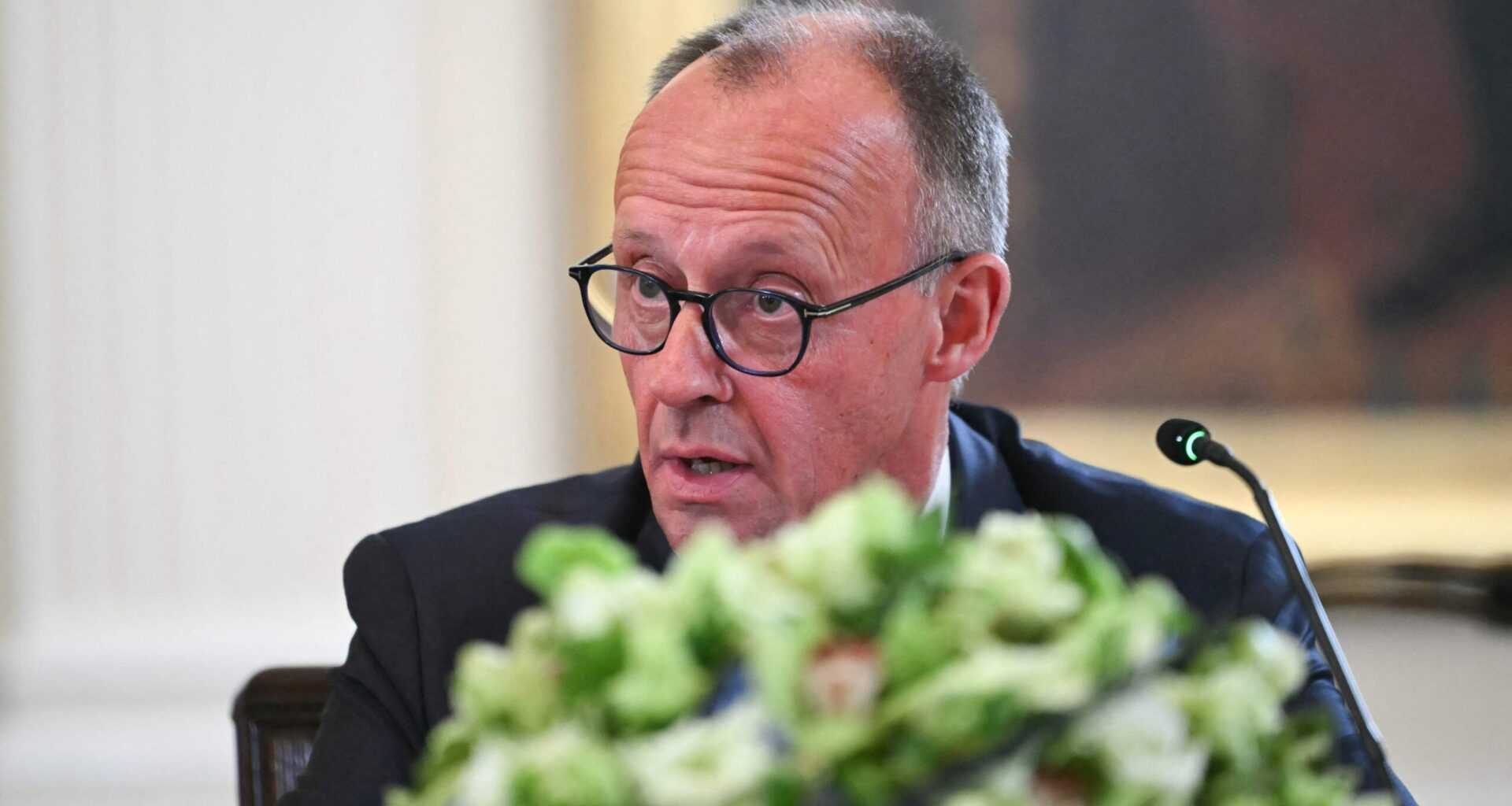 Saksan liittokansleri: Sotarikollinen Vladimir Putin ei aio lopettaa sotaa