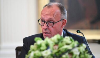 Saksan liittokansleri: Sotarikollinen Vladimir Putin ei aio lopettaa sotaa