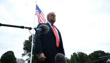 Donald Trump vaatii EU:lta 100 prosentin tulleja Kiinalle ja Intialle