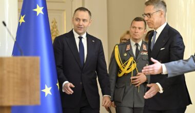 Puolan presidentti hämmästelee Suomen reservin kokoa
