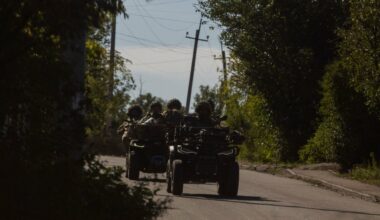 Painajainen etulinjassa: Droonit vaanivat kaikkia liikkeitä