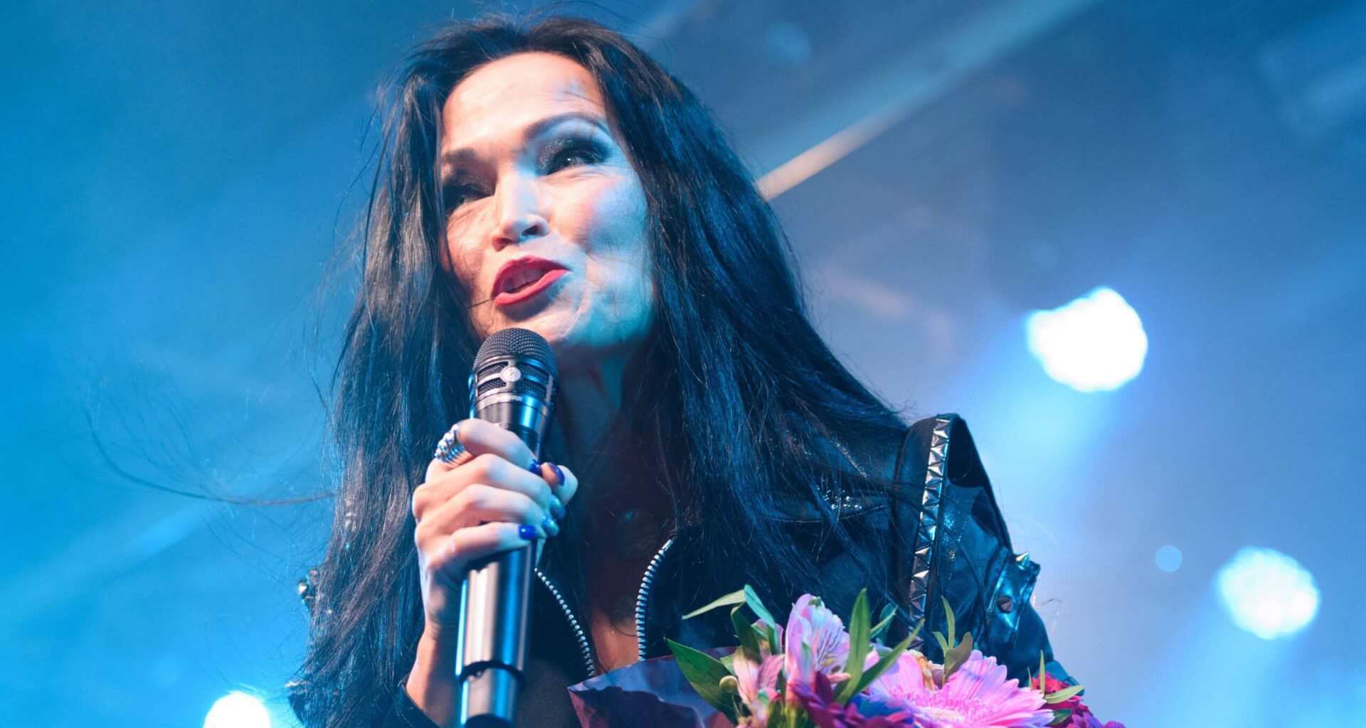 Tarja Turusen konsertit lähes loppuunmyytyjä - konkurssi Saksassa muuttaa kaiken