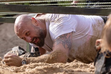 Myös muun muassa nyrkkeilijätähti Robert Helenius tuskailee kuntoradan kanssa.