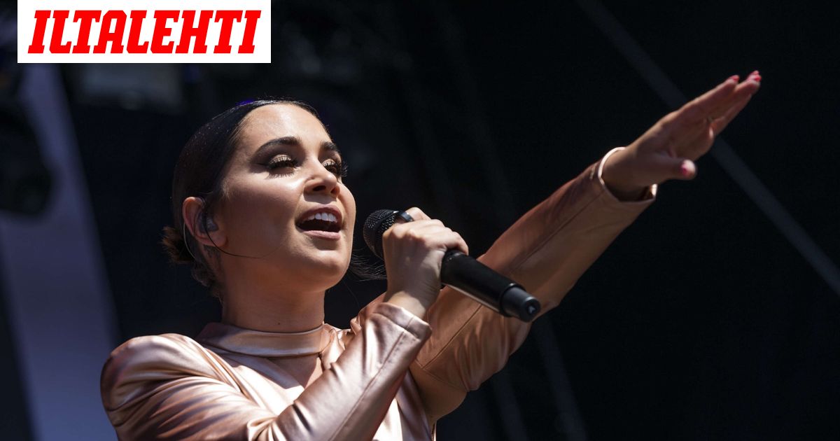 Anna Abreu meni naimisiin 23-vuotiaana – Yksi ajatus on saanut aina jatkamaan suhdetta, paljastaa podcastissa