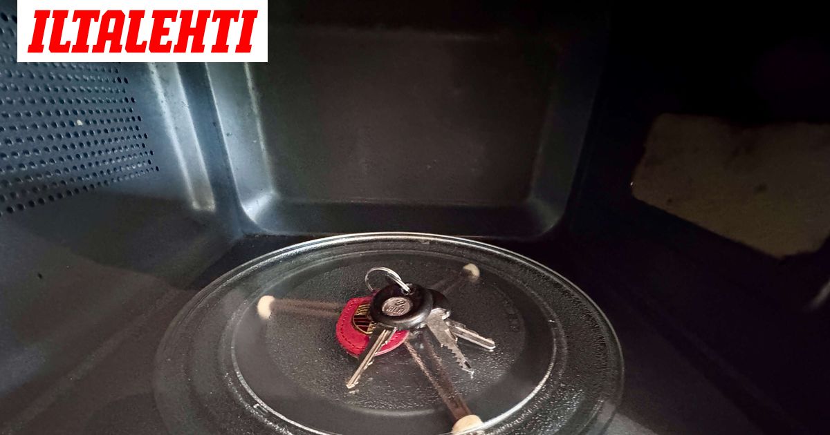 ”Laita auton avaimet mikroon!” – Brittitoimittajan yllättävä neuvo autovarkauksia vastaan