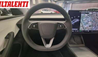 Onko Tesla huijannut kuluttajia tietoisesti? Pettyneet ostajat vievät valmistajan oikeuteen