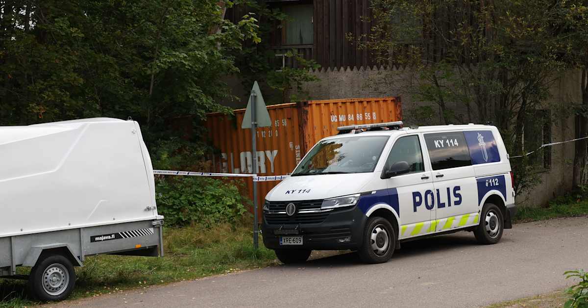 Kouvolalaisen räjähdetalon iäkäs omistaja on vangittu – poliisi tutkii ampuma-ase- ja räjähderikosta | Kotimaa