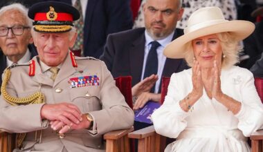 Viisi paljastusta Britannian hovista: Camilla löi ahdistelijaa arkaan paikkaan, hallitus vaati kalliita kruunajaisia | Ulkomaat