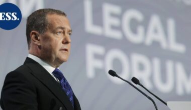 Dmitri Medvedev vieraili Suomen rajalla – varoitti Nato-jäsenyyden seurauksista ja kommentoi Stubbin puheita | Uutissuomalainen