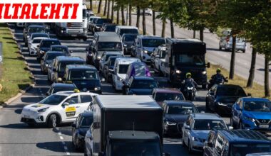 Useiden autojen onnettomuus Kehä-I:llä