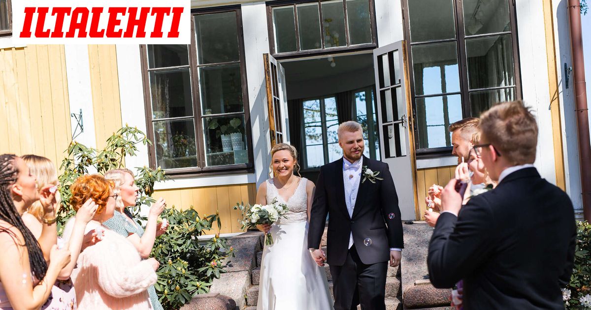 Ensitreffit alttarilla -pari: Ero