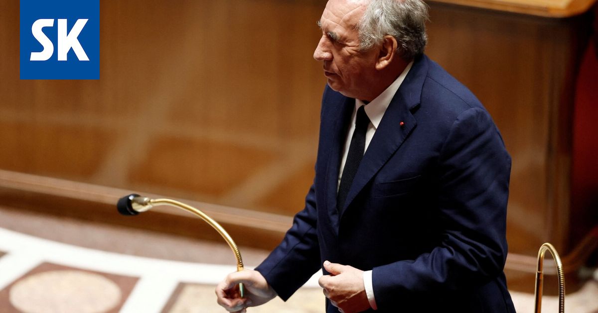Ranskan hallitus kaatuu – Macron aikoo nimetä uuden pääministerin lähipäivinä