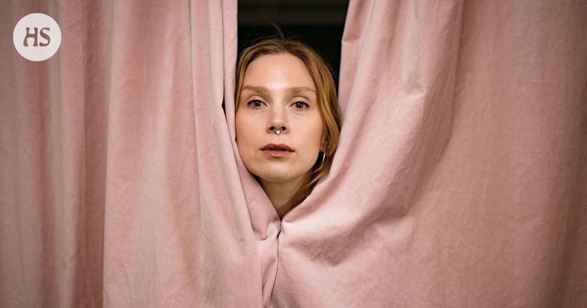 Olga Palon esseeromaani Keskusteluja lapseni ja Virginia Woolfin kanssa syntyi halusta ymmärtää, miksi oma äitiys oli niin vaikea hyväksyä