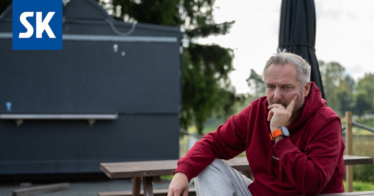 Yrittäjä Sami Korpelan terassiravintola Napakki joutui ilkivallan kohteeksi Ulvilan Naparannassa
