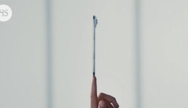 Superohut Iphone on niille, jotka käyttävät liian tiukkoja farkkuja, arvioi teknologiakolumnisti