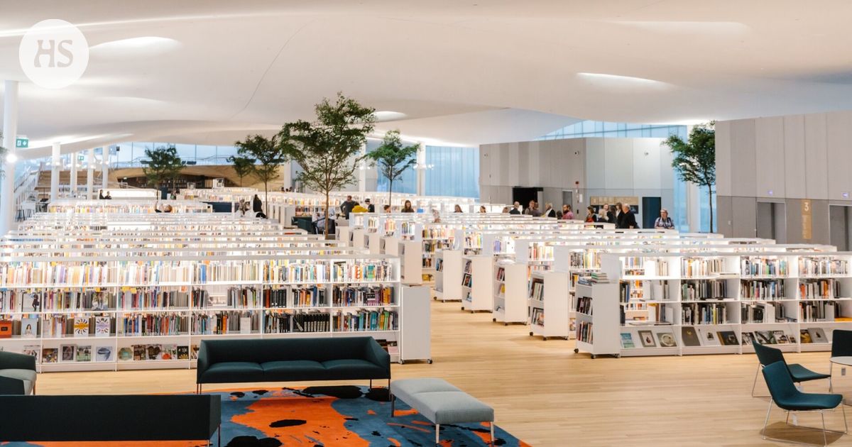 Kirjastoissa alkaa jättiurakka: 650 000 teokseen liimataan uudet tarrat