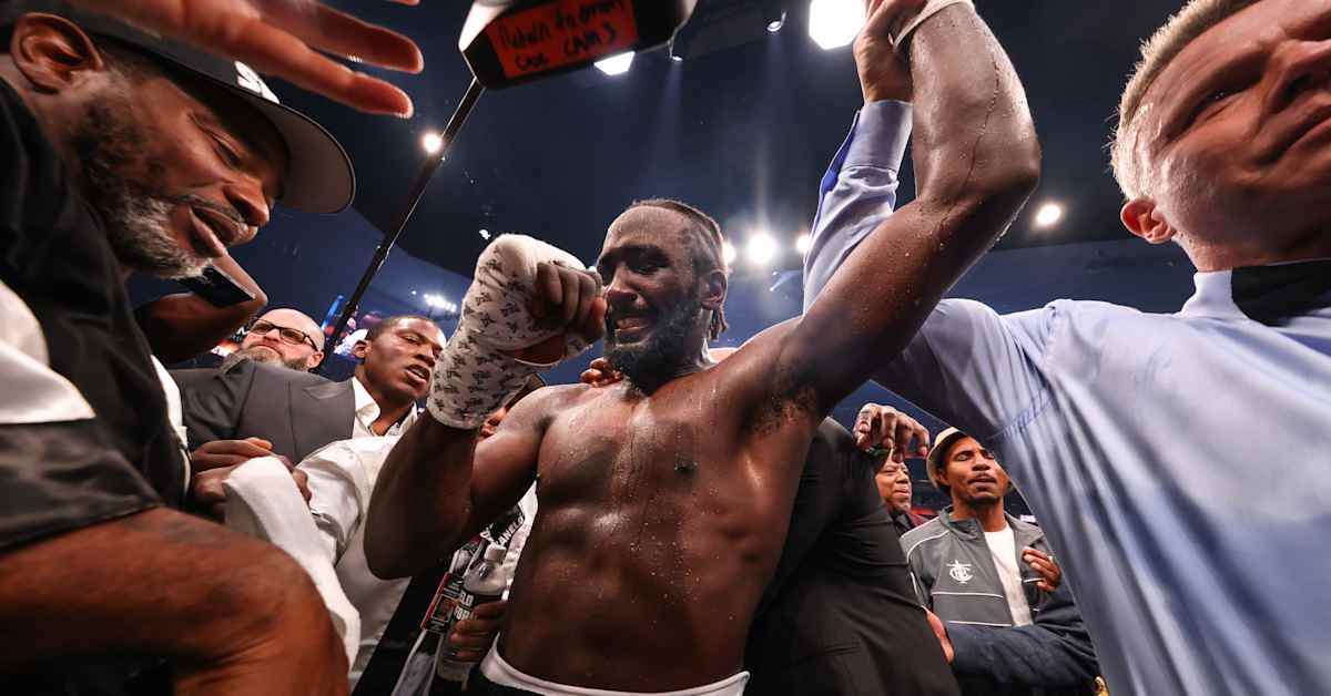 Terence Crawford kukisti Canelo Alvarezin ja teki nyrkkeilyhistoriaa | Urheilua lyhyesti