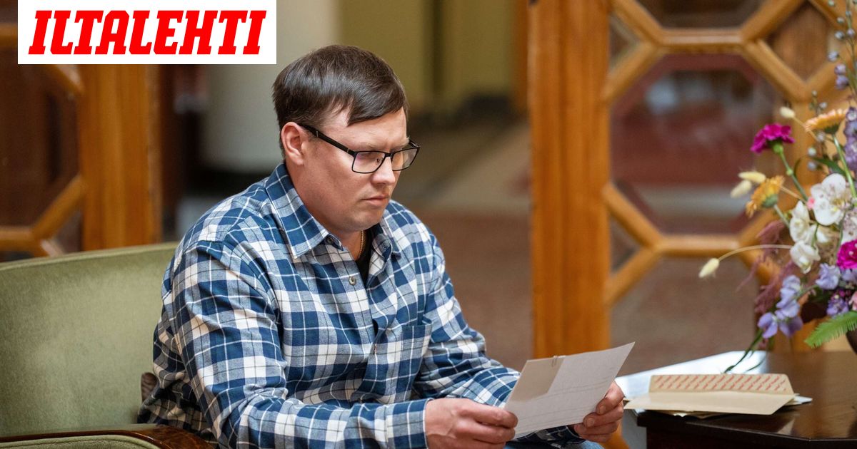Vappu Pimiä tuo maajussi-Tuomakselle huonoja uutisia – Jo ensitreffeillä kyyneliä