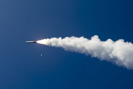 Yhdysvaltain laivasto ampui risteilyohjuksen harjoituksessa vuonna 2018.