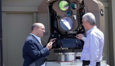 Israel sanoo ottavansa käyttöön maailman ensimmäisen voimakastehoisen laseraseen | Uutisia lyhyesti