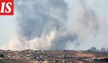 Israel jatkaa Gazan kaupungin moukaroimista – YK: kymmenettuhannet gazalaiset lähteneet pakoon