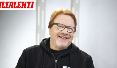 Heikki Silvennoinen ikuistettiin Tampereen kadulle