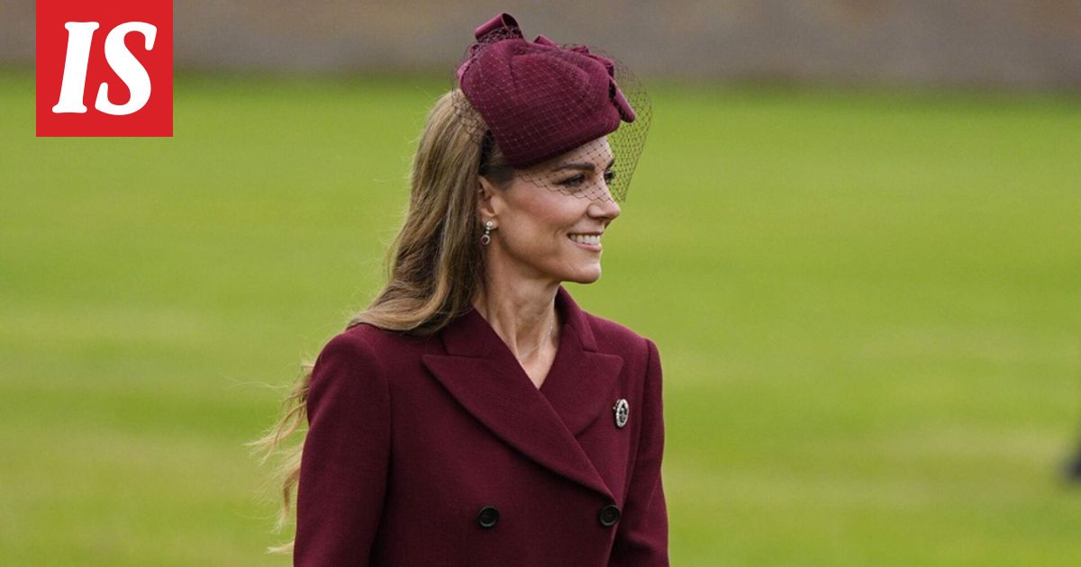 Prinsessa Catherine olisi halunnut ottaa Williamia kädestä