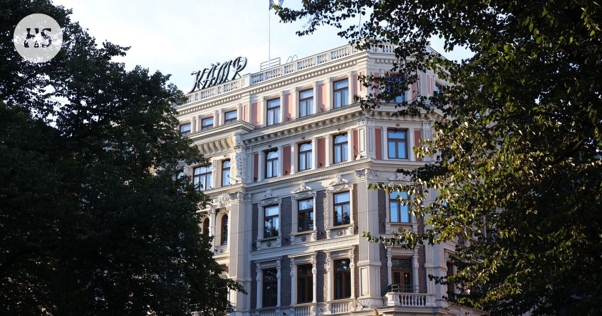 Kämpin laajennus on vielä käynnissä, kun Strawberry-hotelliketju aloittaa muutosneuvottelut