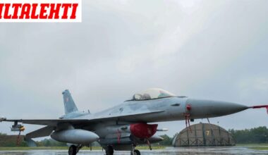 Venäläishävittäjiä Itämeren öljynporauslautan turva-alueella