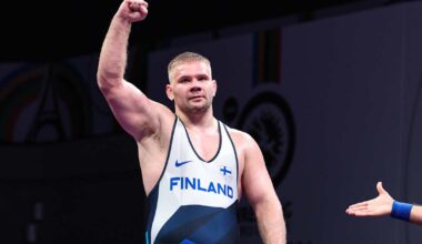 Elias Kuosmanen palautti Suomen painijat mitalikantaan MM-kisoissa – kukisti pronssiottelussa jättimäisen kiinalaisen | Urheilua lyhyesti