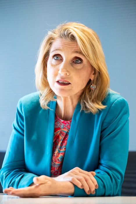 Nykyään Brysselissä asuva Schultz toivoo, että suomalaiset osaisivat olla ylpeitä saamastaan huomiosta.
