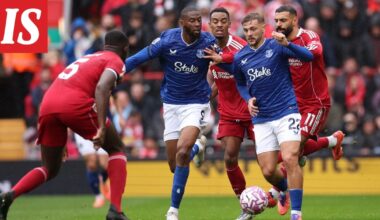 Liverpool vei paikallispelin Evertonia vastaan ja jatkaa Valioliigan kärjessä voitosta voittoon