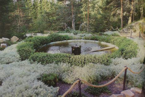 Karimaan puutarhan allasalue kunnostettiin Kokemäellä kesän aikana. Lisäksi puutarhaan istutettiin havupuita ja angervoja. Taimistopuutarhuri arveli, että muutaman vuoden päästä Karimaan marjasatoa voitaisiin jalostaa viiniksi. Siitä suunniteltiin myös myyntituotetta.