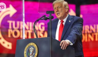 Trump puhui Charlie Kirkin muistotilaisuudessa: ”Amerikkalaisen vapauden marttyyri”