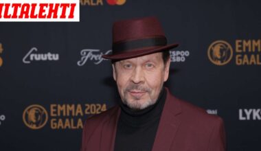 Pate Mustajärvi rikkoo hiljaisuuden