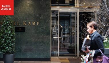 HS: Kämpin omistaja aloittaa muutosneuvottelut