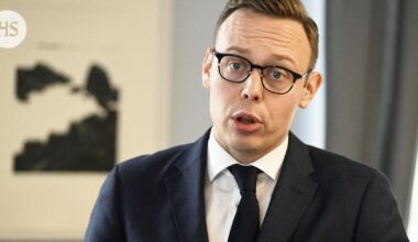 Hallitus pohti budjettiriihessä arkipyhien poistamista ja ylityökorvauksien leikkaamista