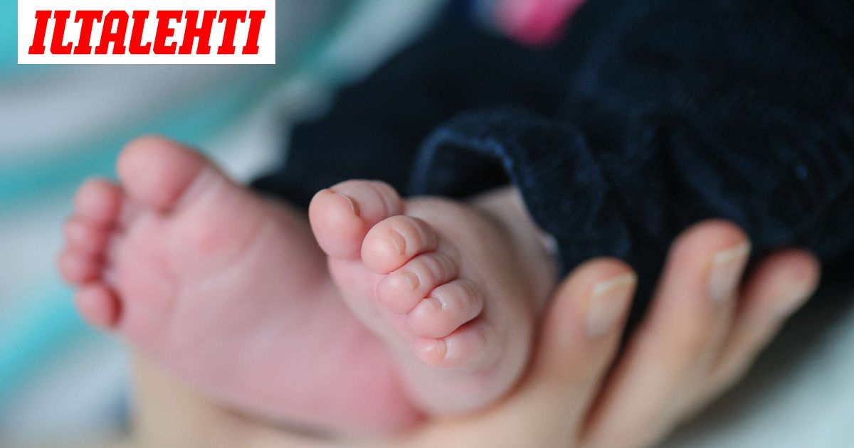 Pienen vauvan äiti ryyppäsi itsensä niin karmeaan kuntoon, että pienokaisen henki oli vaarassa