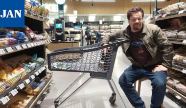 Ismo Leikola Janakkalassa: ”Turenki on maailman napa!” – tämän takia supersuosittu koomikko kuvasi S-marketissa nakkeja jenkeille