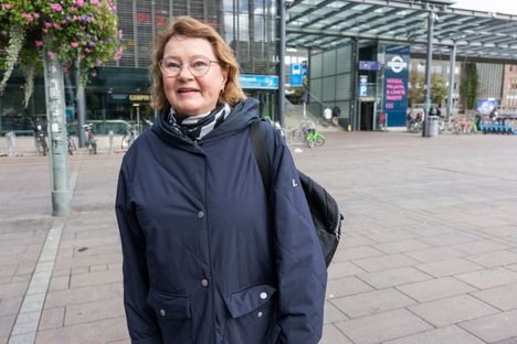 Terttu Koljonen haaveilee hirsihuvilasta maaseudulla.