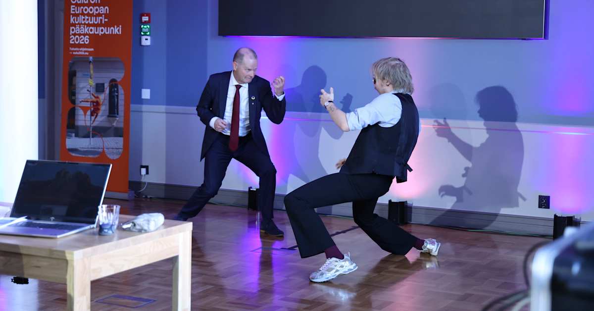 Oulun kaupunginjohtaja soitti ilmakitaraa ja kertoi kaupungin velan nousevan sadoilla miljoonilla | Kotimaa