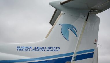 Suomen Ilmailuopisto aikoo jatkaa Porissa | Kotimaa