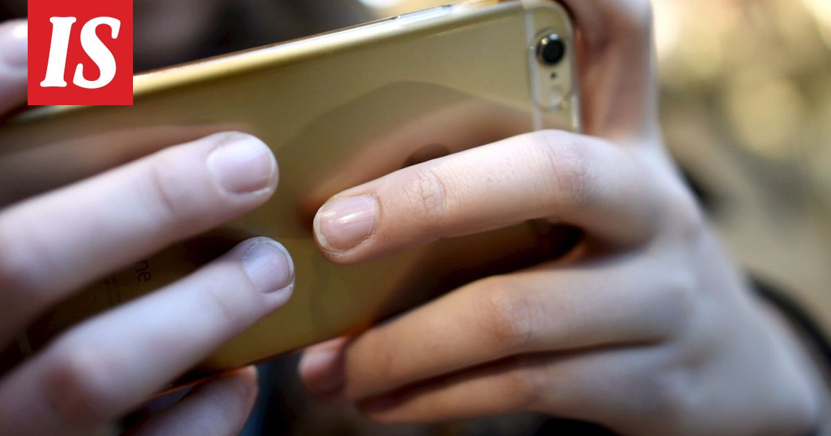 Yle: Näin kännykkäkieltoa kierretään kouluissa – posketon löytö oppilaalta