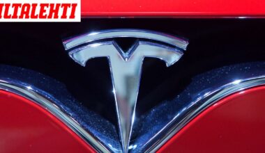 Onko tässä maailman kallein kolari? Autovalmistajalle 240 000 000 dollarin lasku