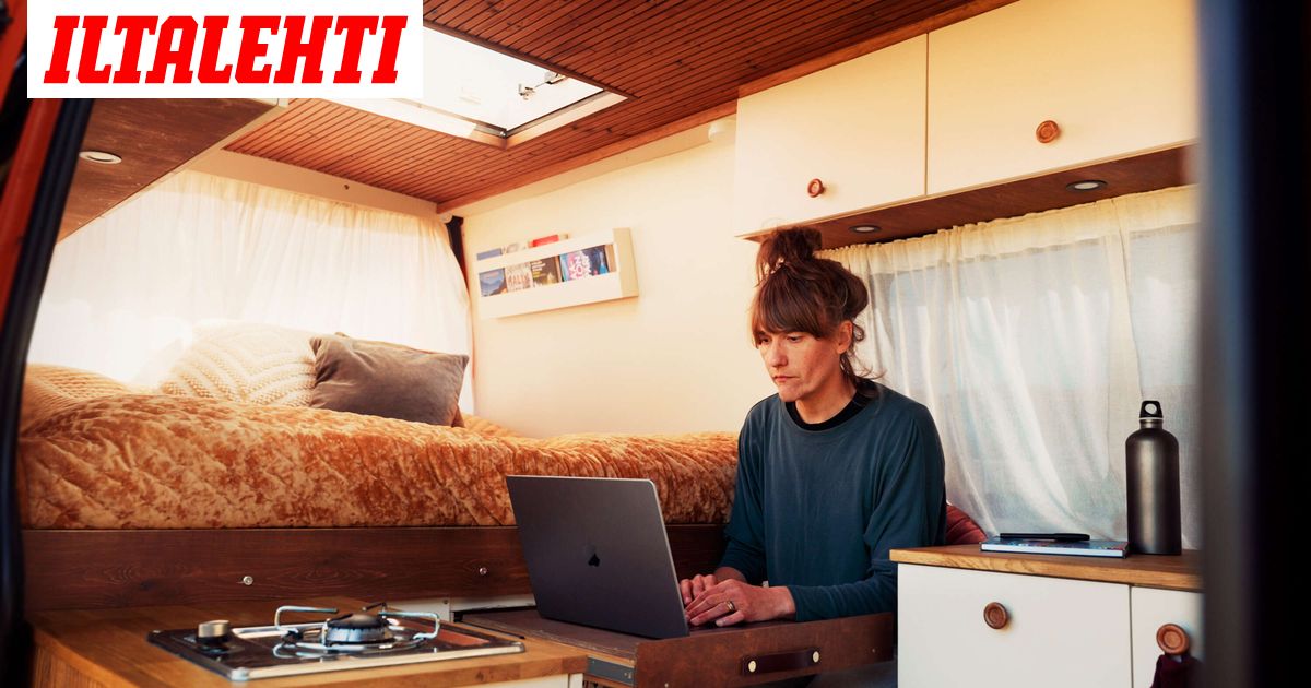 n entinen uutisankkuri asuu pakettiautossa – Näin hän tienaa elantonsa