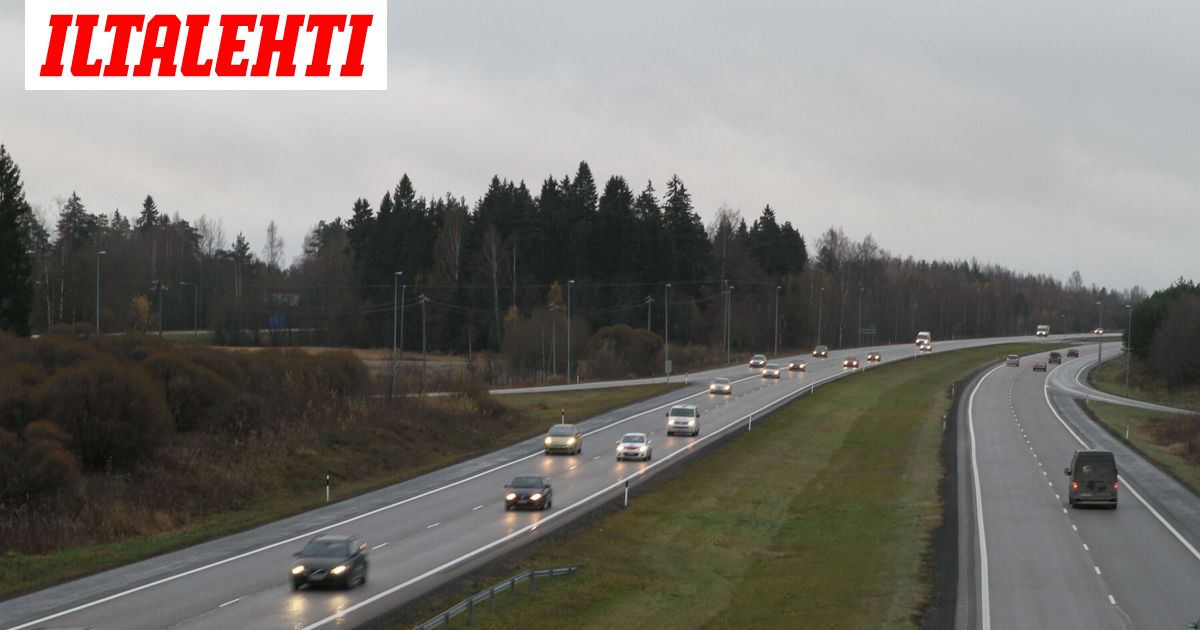 Iäkäs mies oli menossa senioriskootterilla moottoritielle – Pysäytettiin viime hetkellä