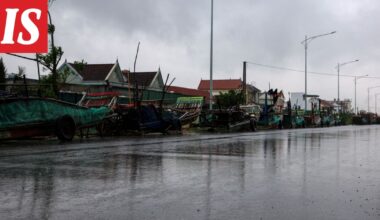 Vietnamissa evakuoitu kymmeniätuhansia ihmisiä trooppisen myrskyn alta